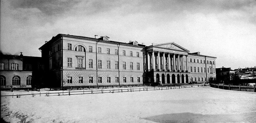 Александровский институт на Новой Божедомке (ок. 1900 г.) 